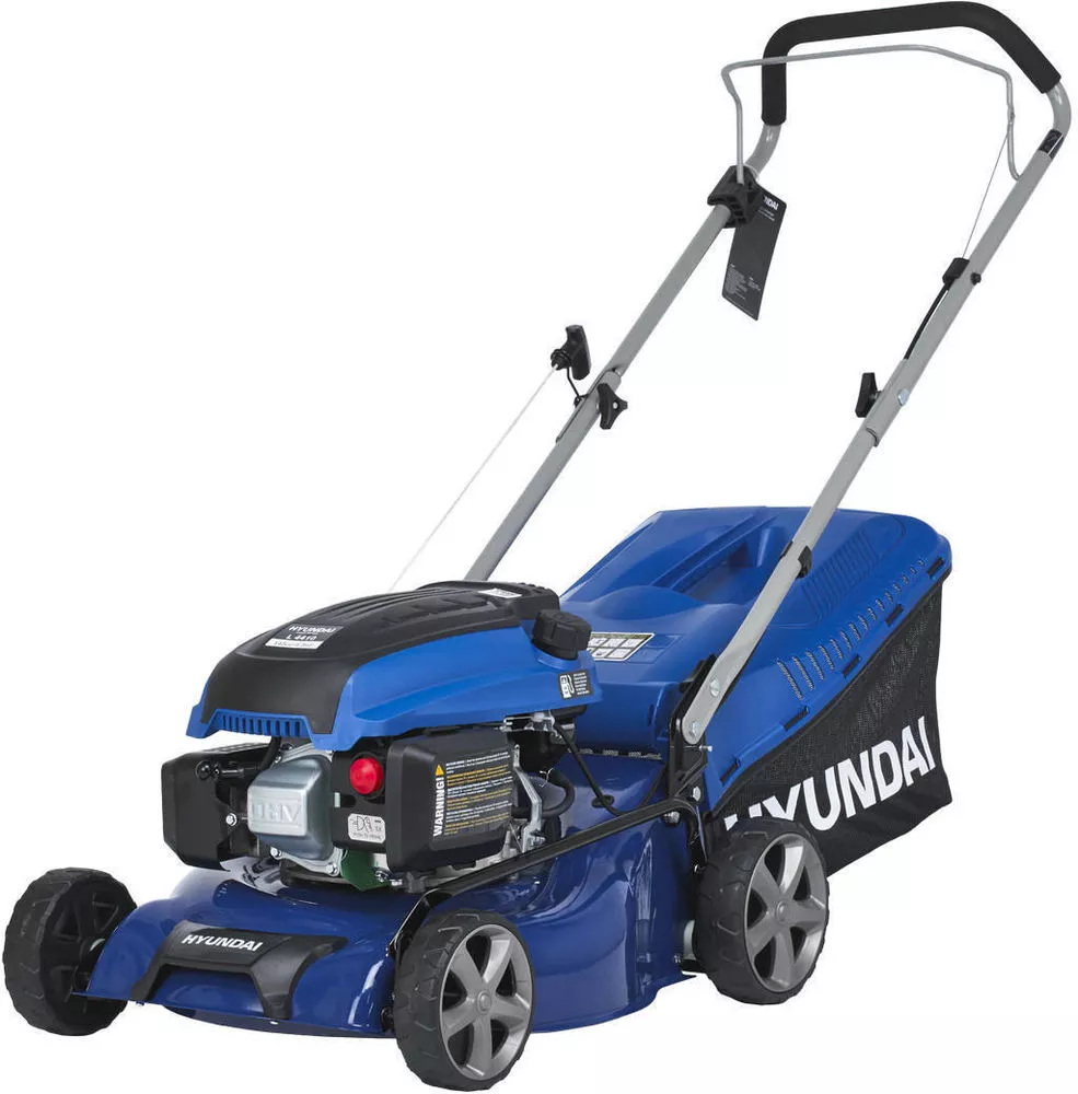 Газонокосилка Hyundai L 4710S – вид сбоку с травосборником