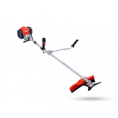 Villartec CB 532P в работе на заросшем участке